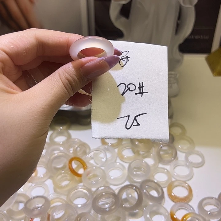 玛瑙/玉髓戒指未镶嵌