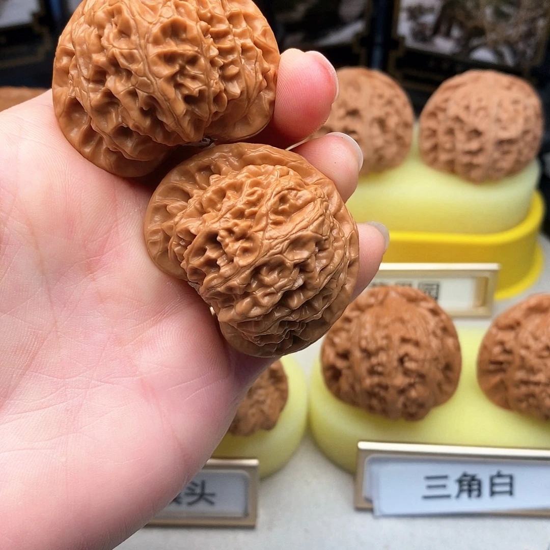 文玩核桃吊坠42尺宫灯100号