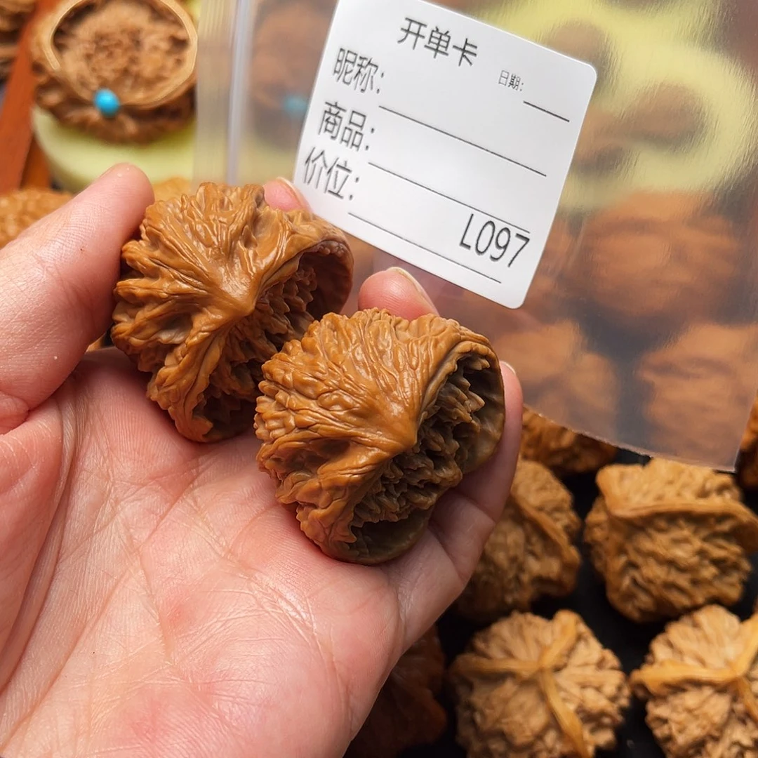 唐***世吊坠文玩核桃40至尊虎聚宝盆