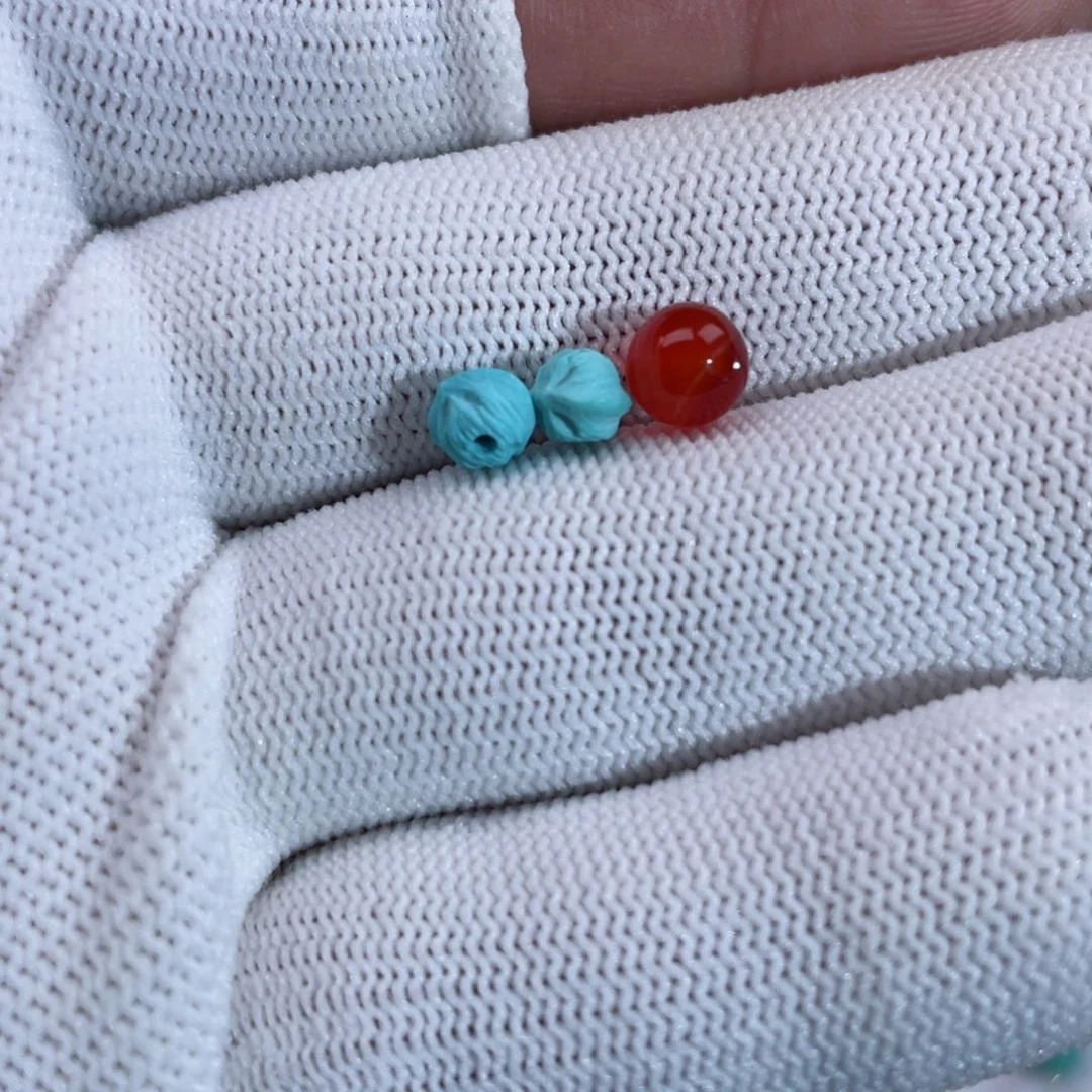 南红玛瑙未镶嵌颈饰076