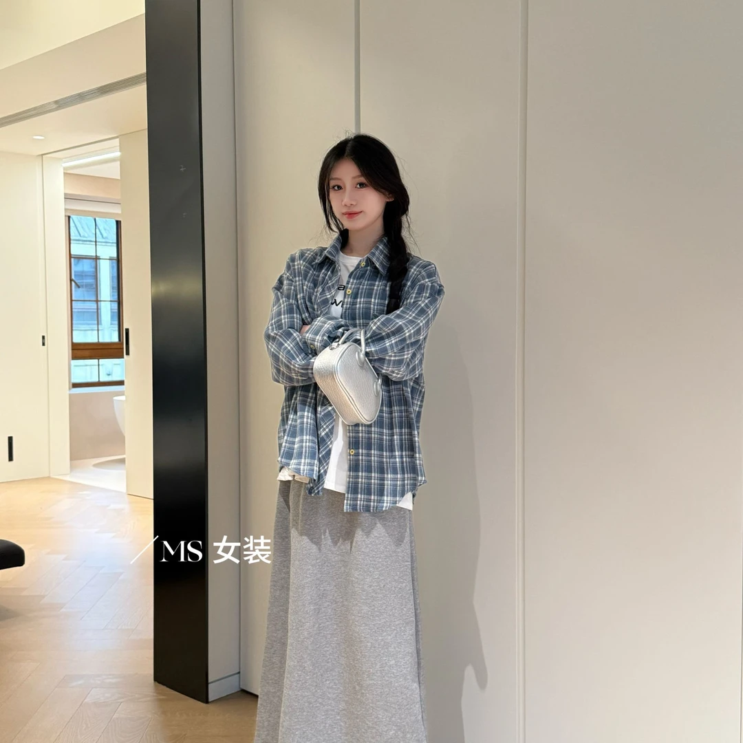 2025韩系休闲简约字母T+格子长袖衬衫+显瘦高腰半裙三件套装女