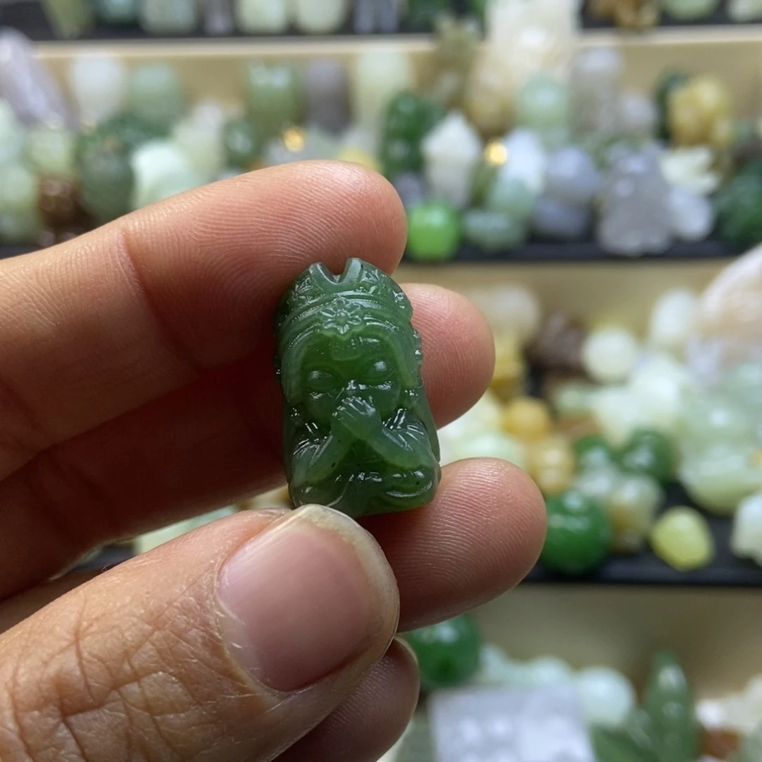 和田玉颈饰未镶嵌修*缘定制