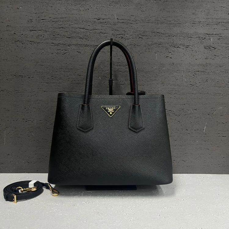 95新/普拉达/C14305682040/[251230CZ02]