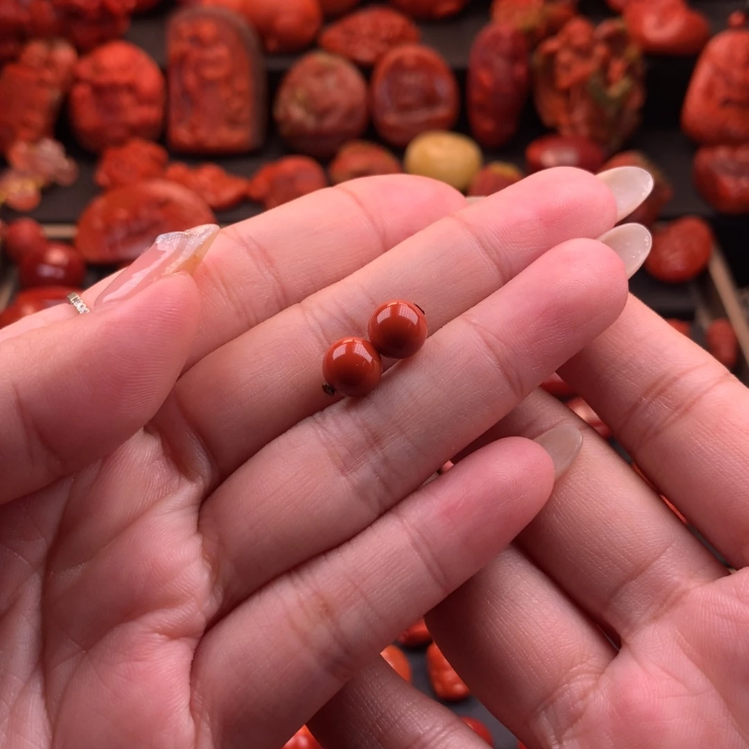 南红玛瑙未镶嵌原矿高品圆珠对珠8mm