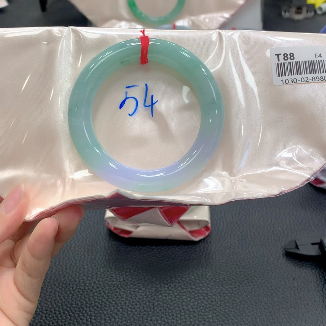 翡翠未镶嵌手镯43