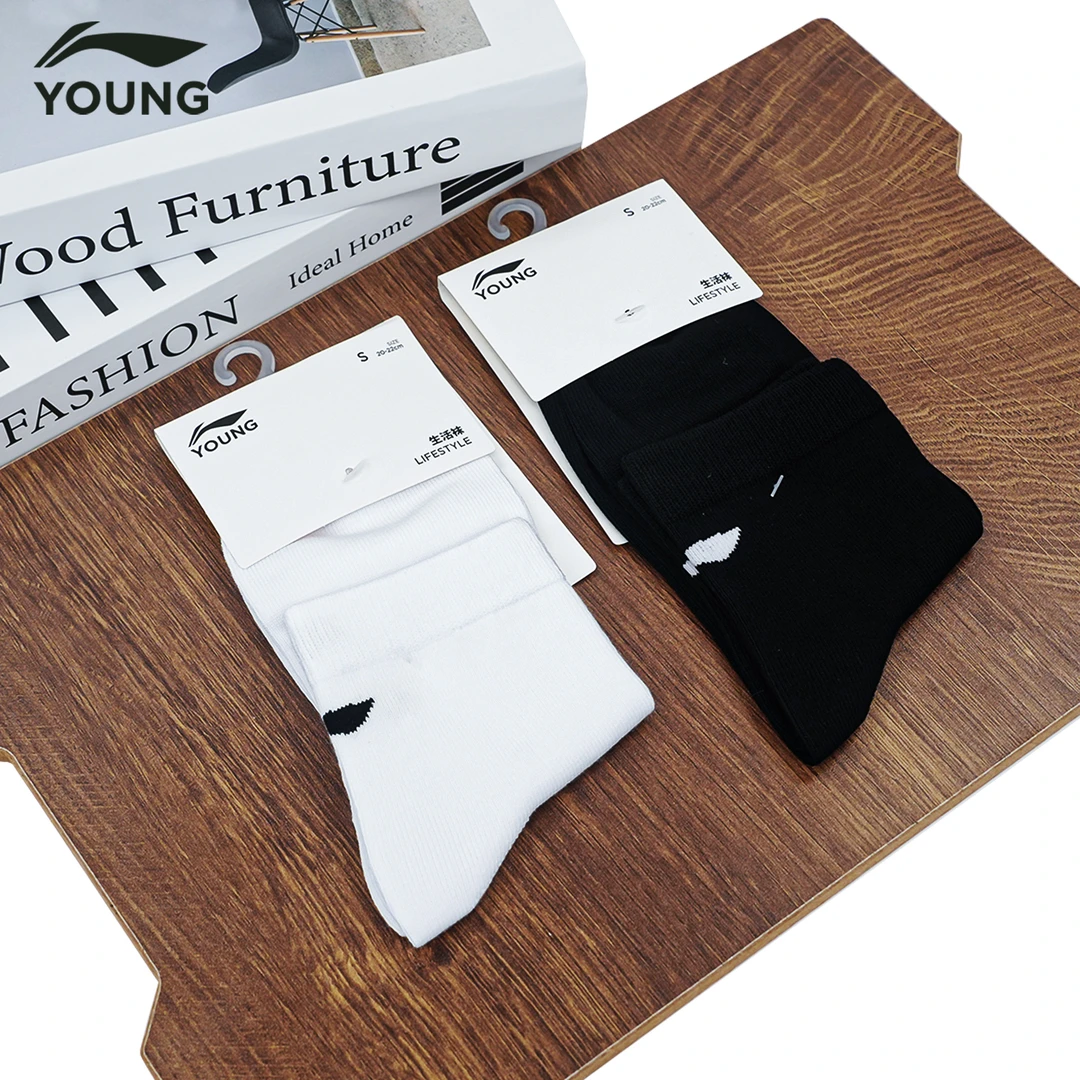 李宁儿童运动袜白色黑色高棉透气防臭纯色吸汗休闲舒适运动袜子