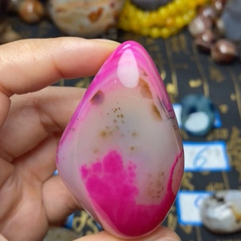 未镶嵌玛瑙/玉髓珠宝奇石