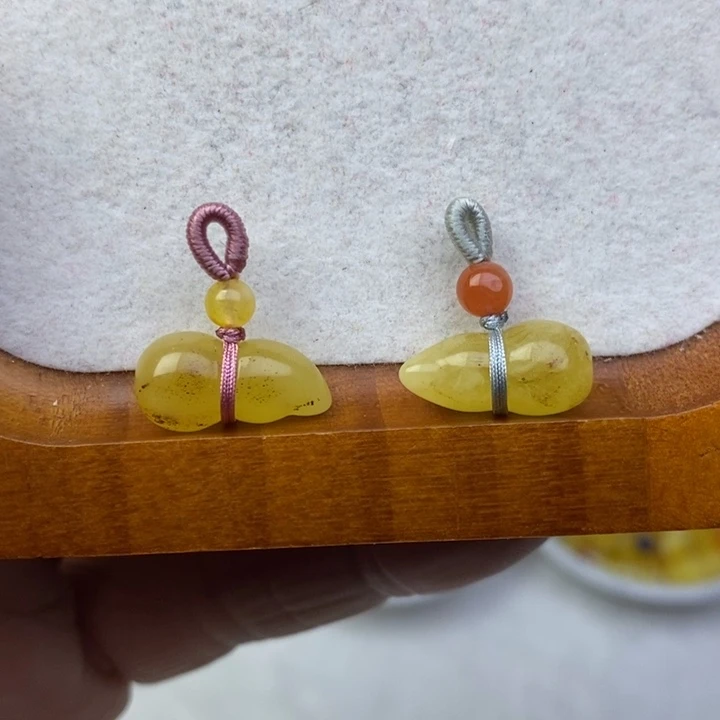 琥珀未镶嵌裸石微瑕花粉卡15.8