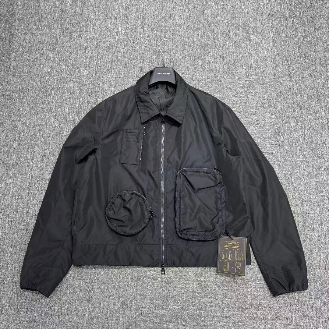 99新 LouisVuitton/路易威登 内里满印多口袋机能夹克/12474/50码