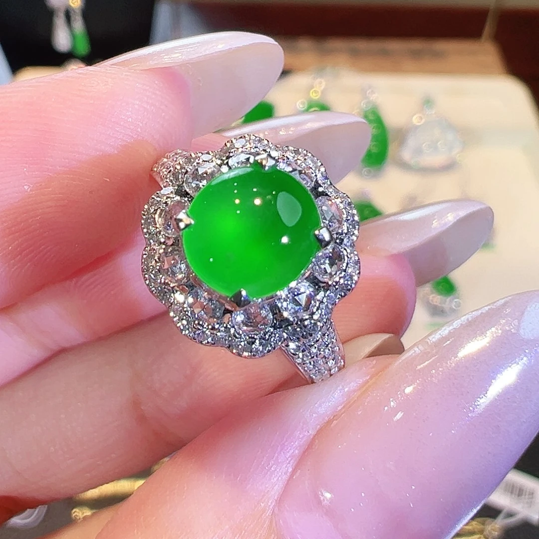 翡翠18K金镶嵌戒指翡翠