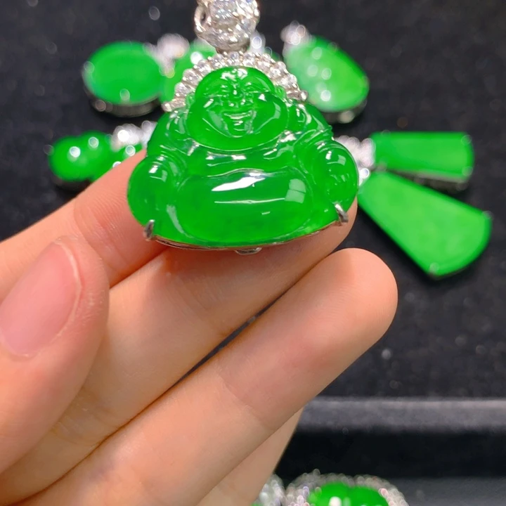 翡翠银S925镶嵌颈饰暖**伴一个