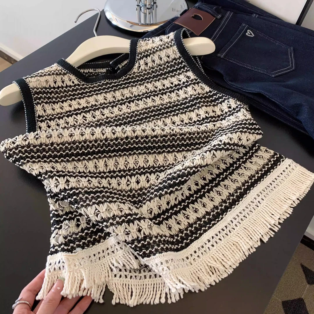 2025春夏新款轻奢欧货女装无袖小香风上衣甜美流苏镂空针织背心潮