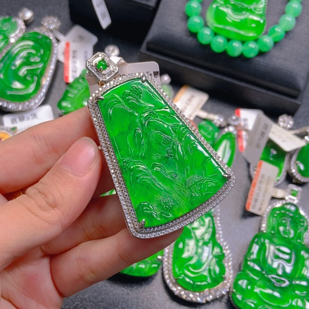 翡翠未镶嵌吊坠(不含链)