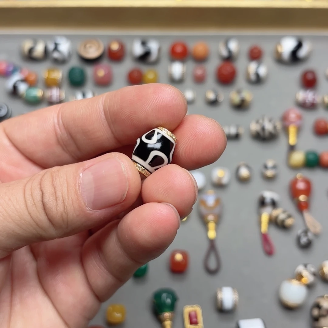 用***8玛瑙/玉髓未镶嵌拍一发一