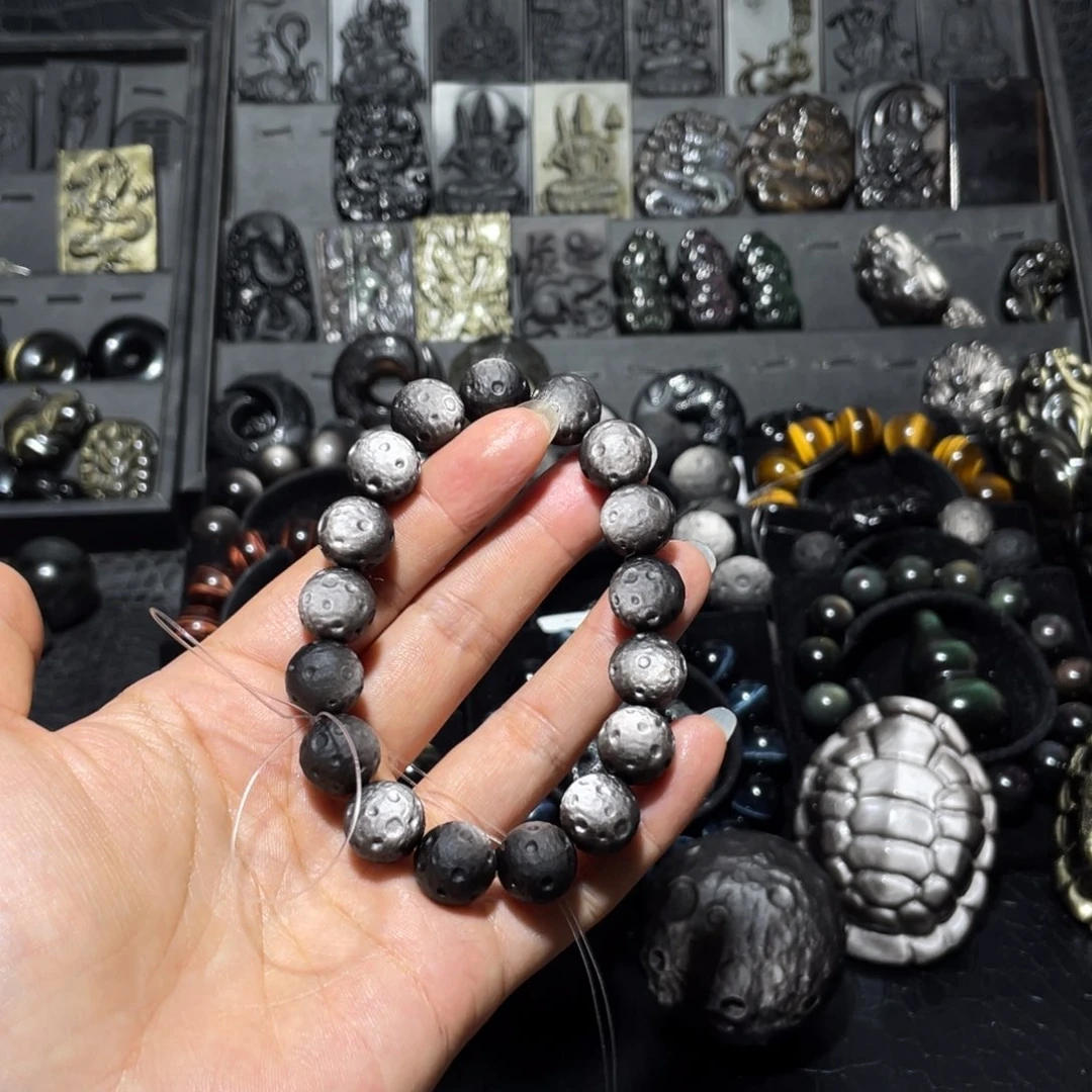 吕***6黑曜岩未镶嵌珠宝奇石