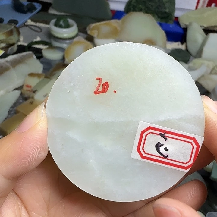 和田玉未镶嵌珠宝半成品