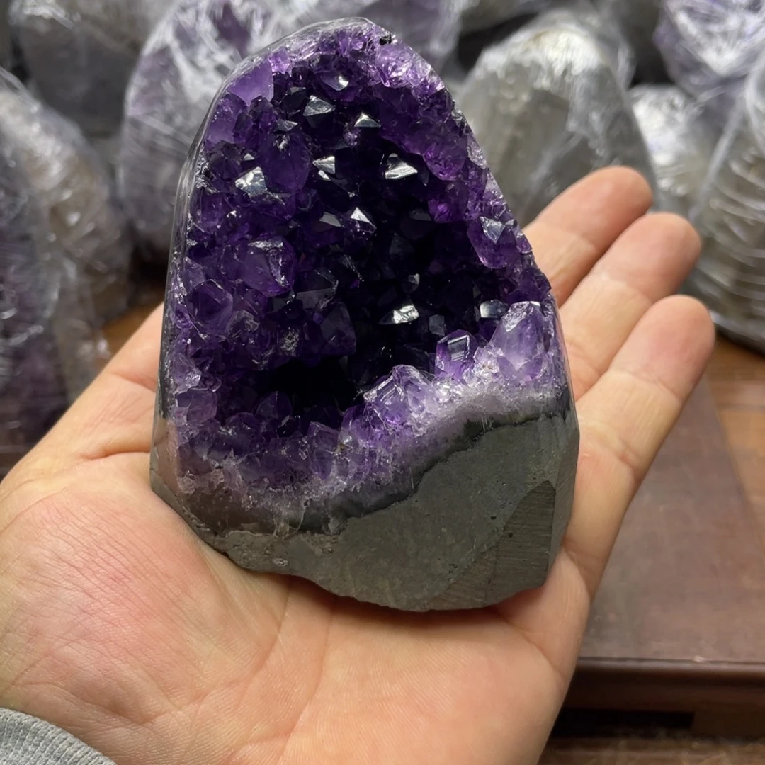 未镶嵌大型摆件（非配饰）水晶