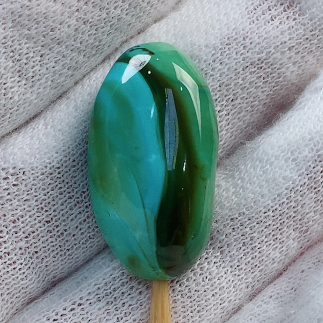 未镶嵌绿松石原矿无优化