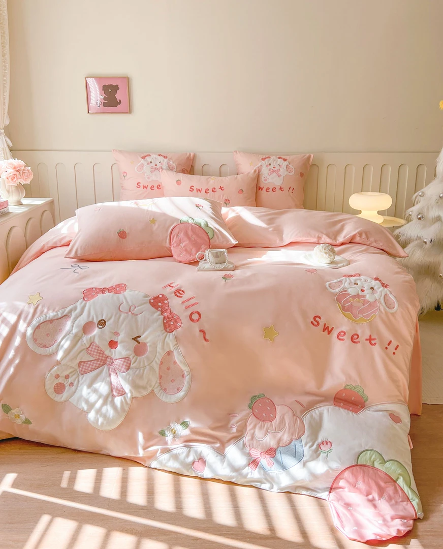 草莓兔子 全棉100%纯棉 可爱卡通风 绣花 三件套四件套