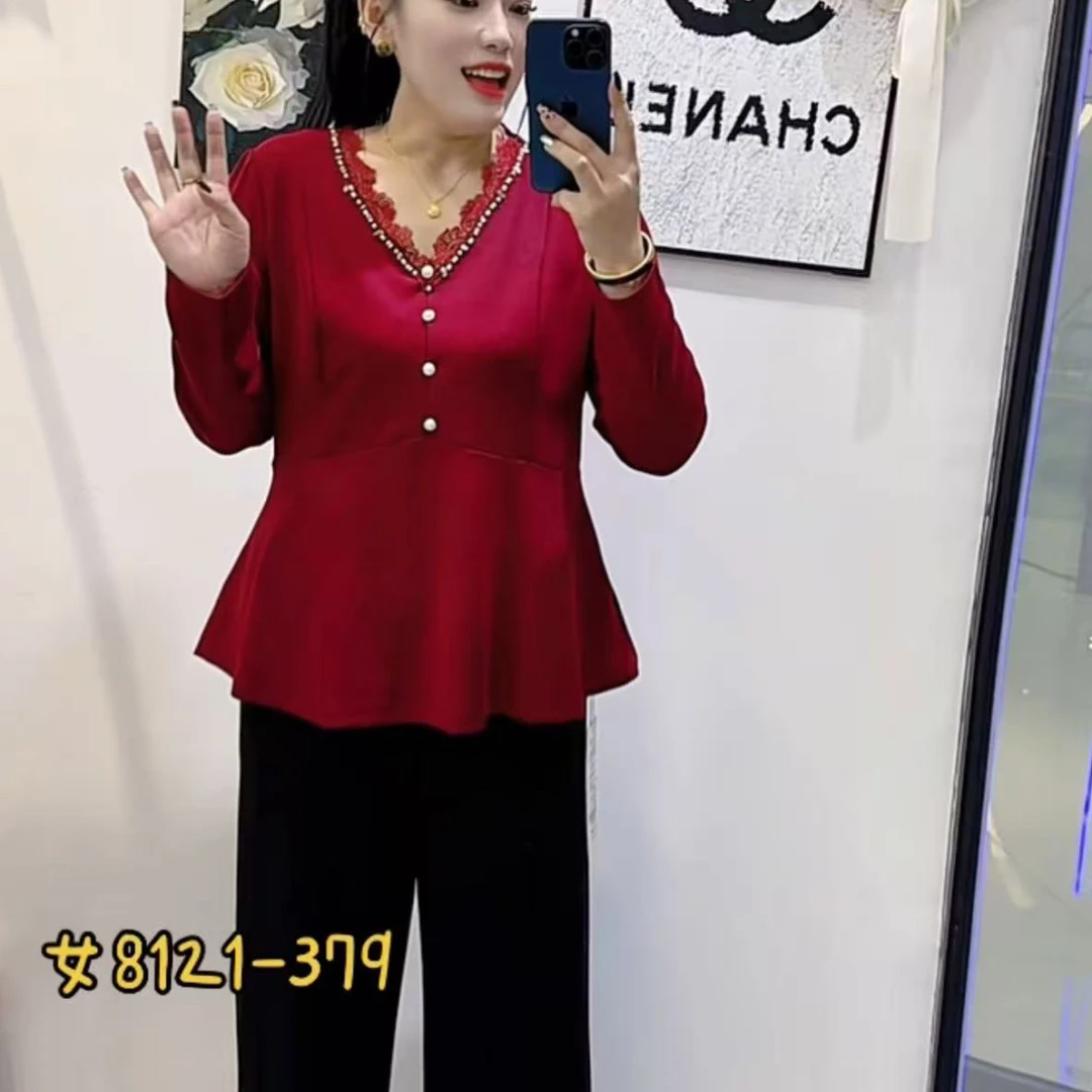 女权贵族8121秋冬新款大码收腰长袖烫钻显瘦打底上衣特价款不退