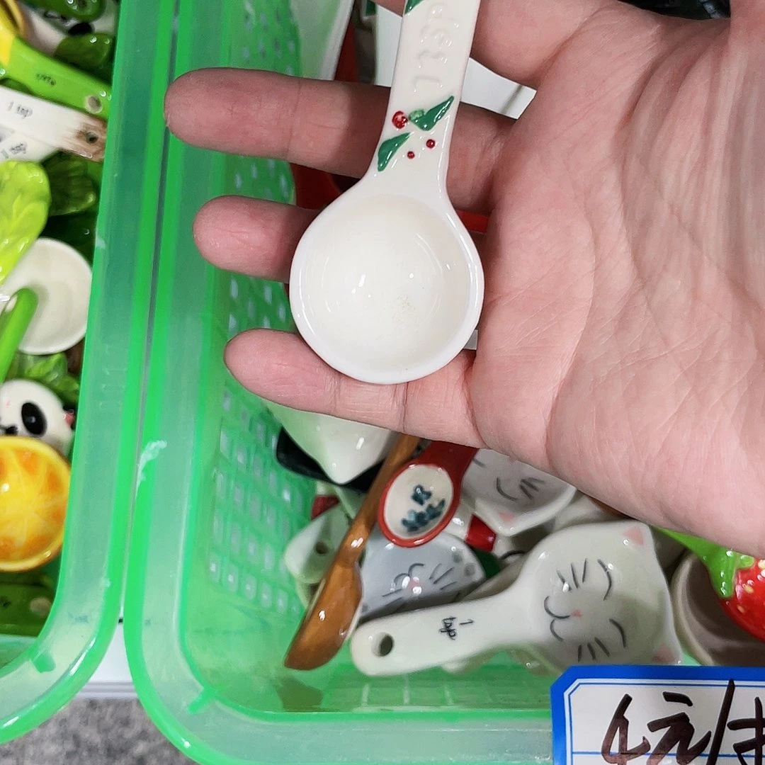刘***呀满20包邮瑕疵陶瓷不退不换完美主义者慎拍