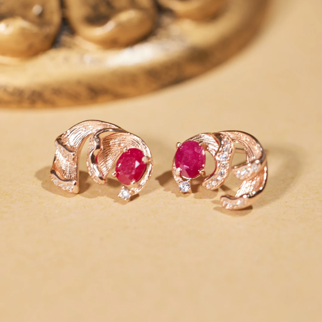 【歪歪】蛋面*红宝石耳钉*S925银镶嵌W5494