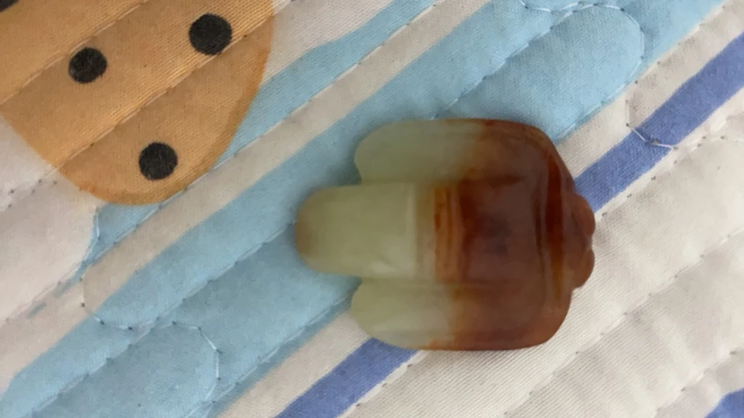 红山文化黄白笛枭