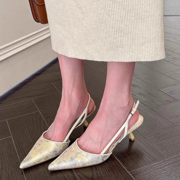 单鞋气质浅口小猫跟法式新中式包头凉鞋尖头一字带细跟女士高跟鞋