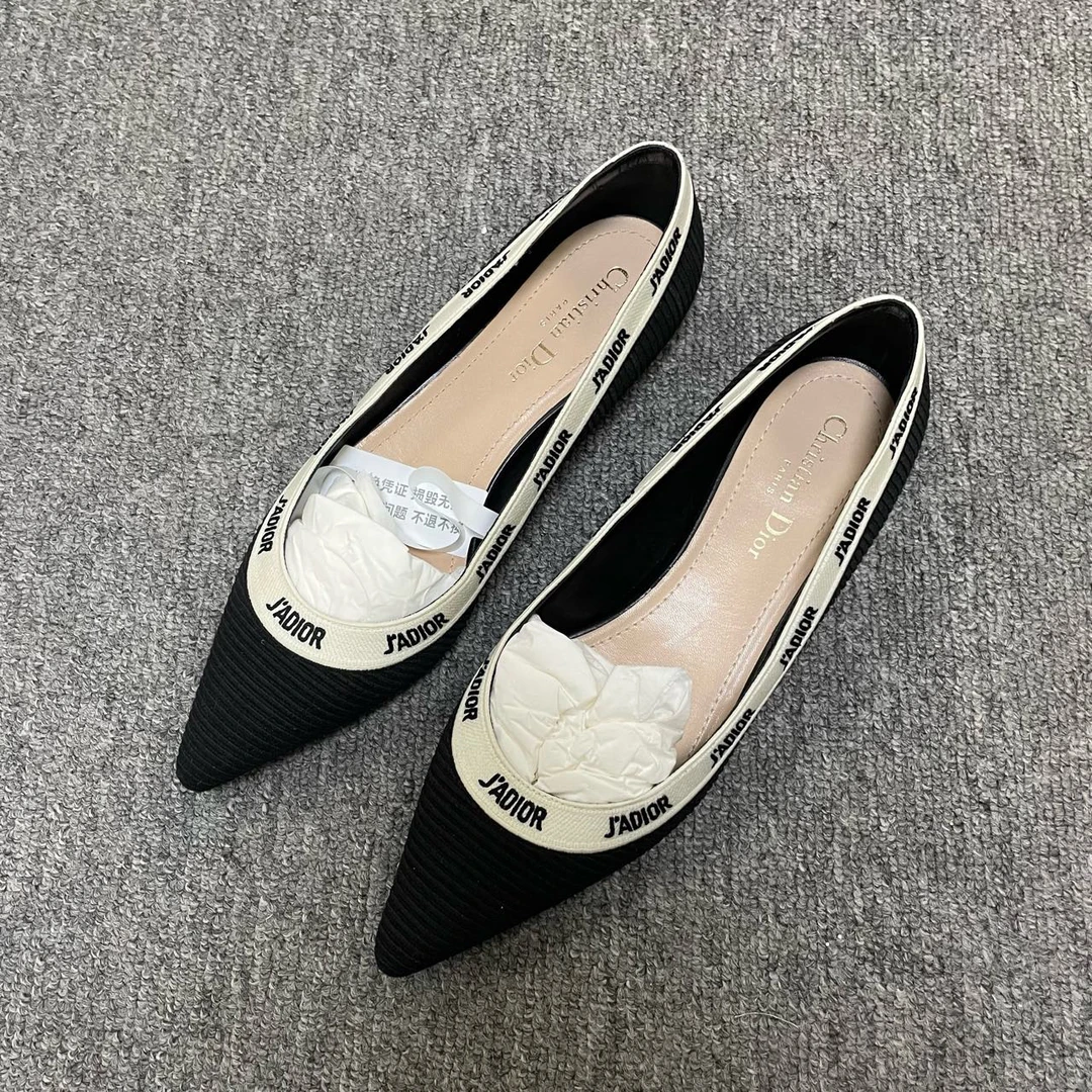 99新 DIOR/迪奥 (有盒)J'Adior 耐磨休闲单鞋 38.5码/3207