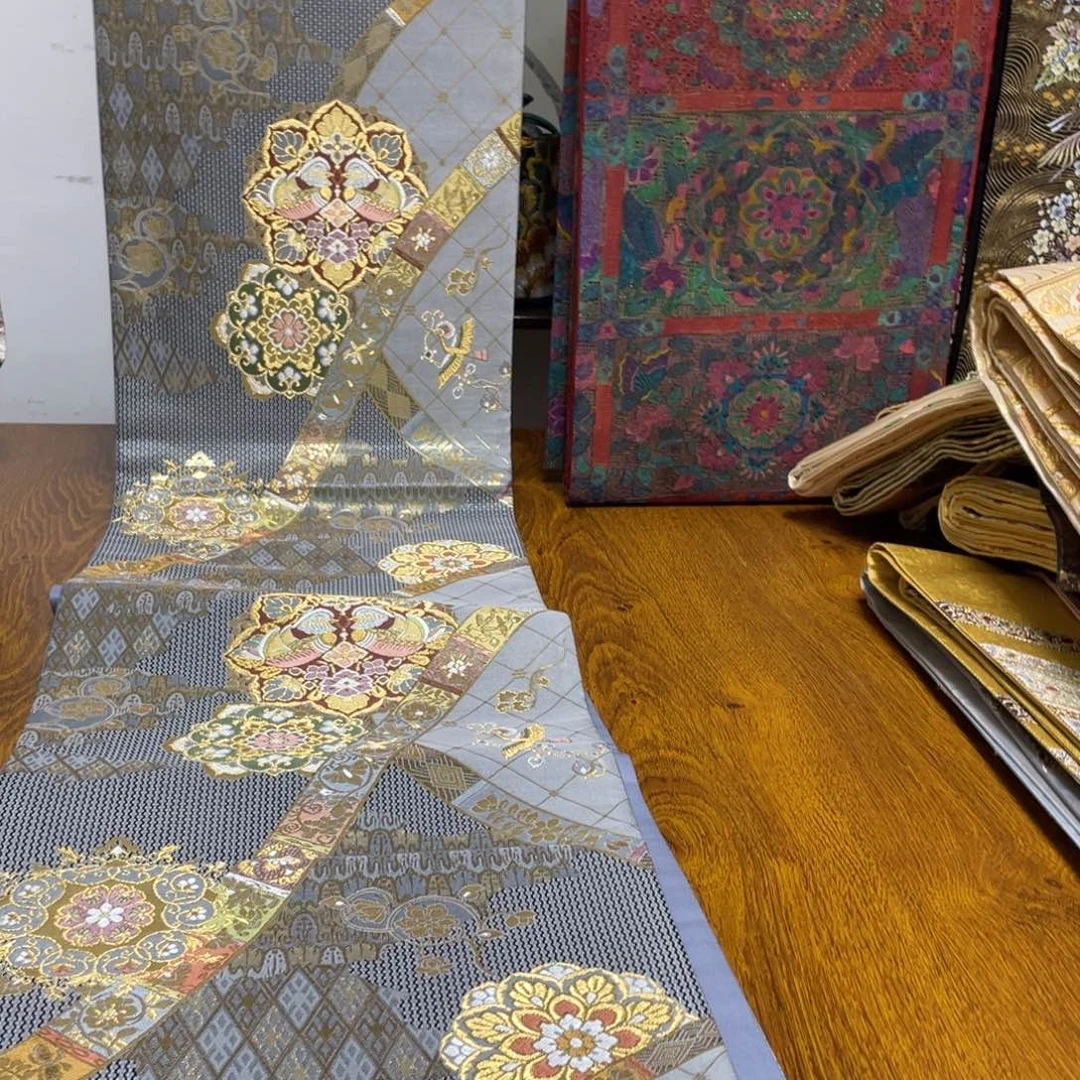 织绣织锦，织锦缎，织锦