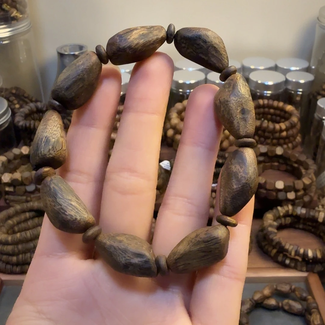 修***行沉香沉香香囊1.3树钉老料13.6g 多样性发一