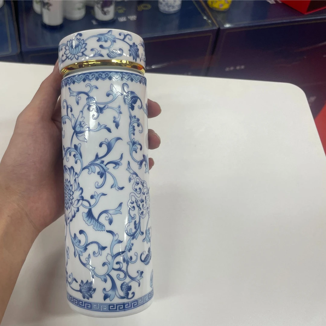 【周周严选】珐琅彩青缠枝莲水杯