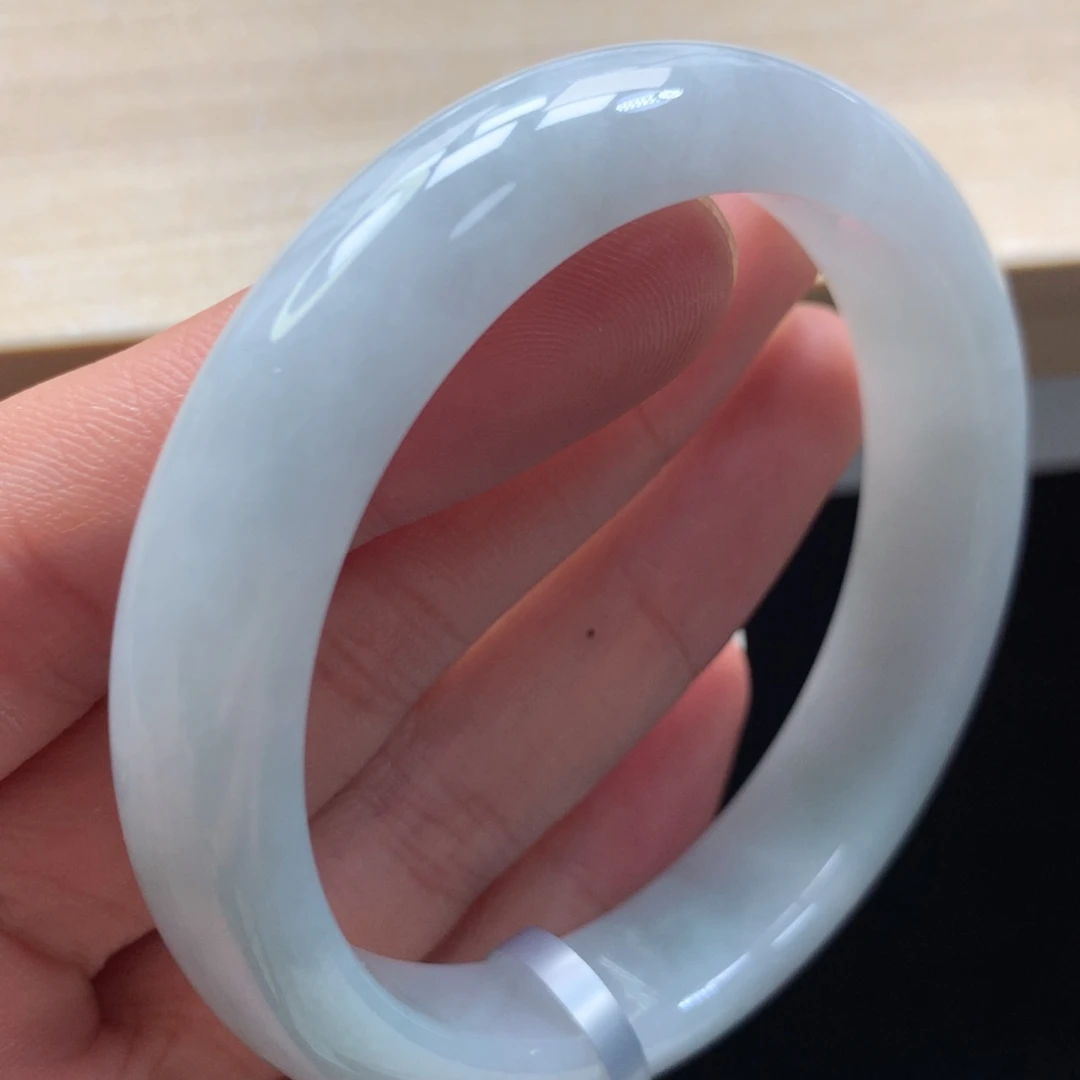 未镶嵌手镯翡翠手镯