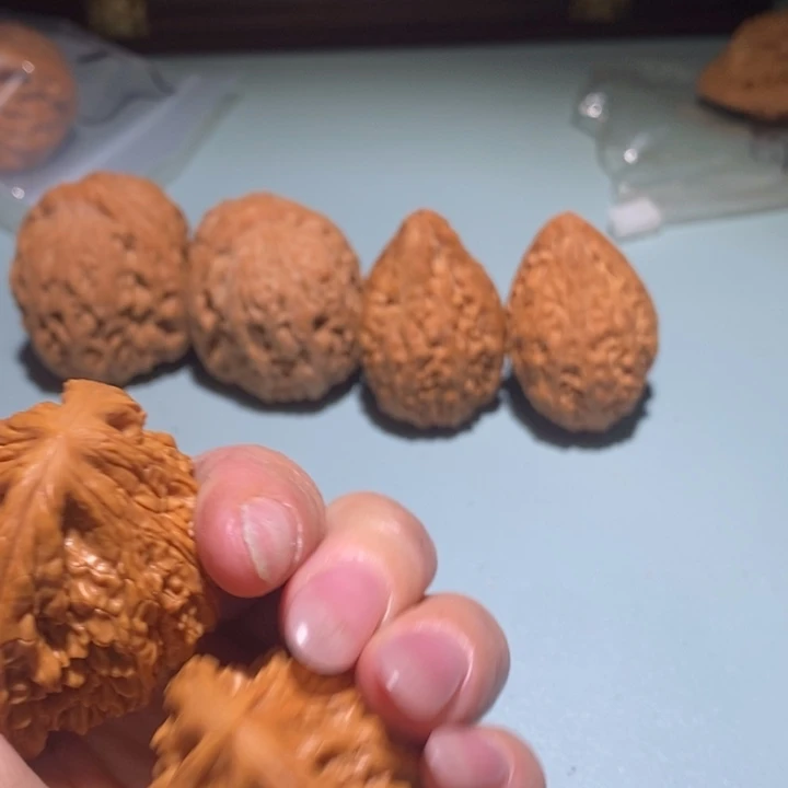 大***_文玩核桃吊坠呃呃呃呃25