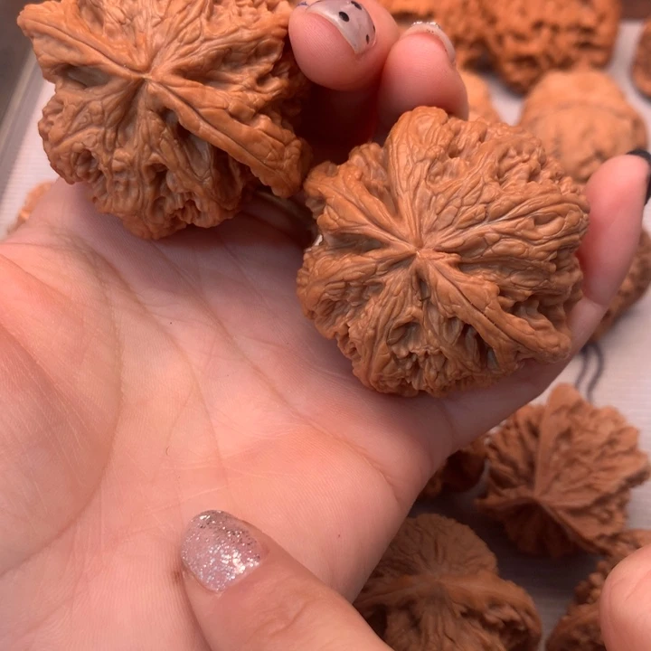 把件文玩核桃全品肉球粗筋50
