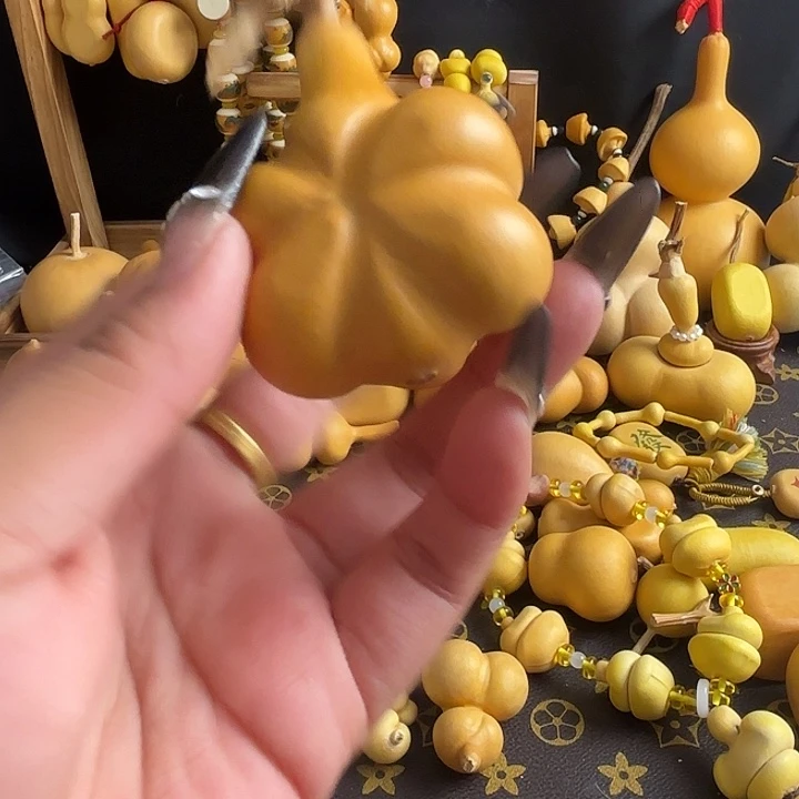 王***圈没呢没了你在干什么的吗怎么不理