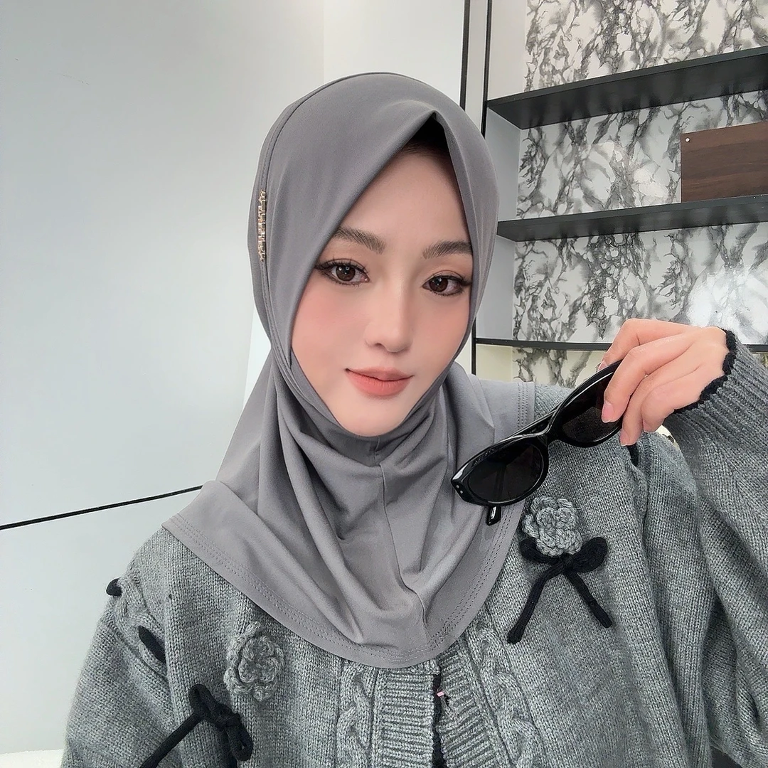 时尚简约手缝logo标软帽套头巾