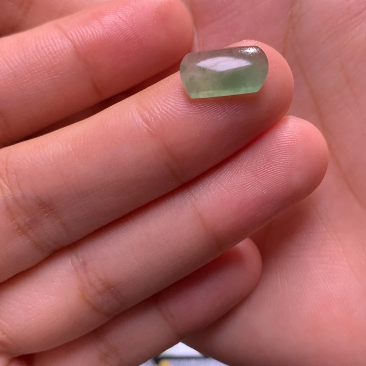 定制翡翠未镶嵌小马鞍