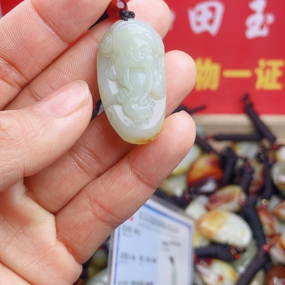和田玉颈饰未镶嵌