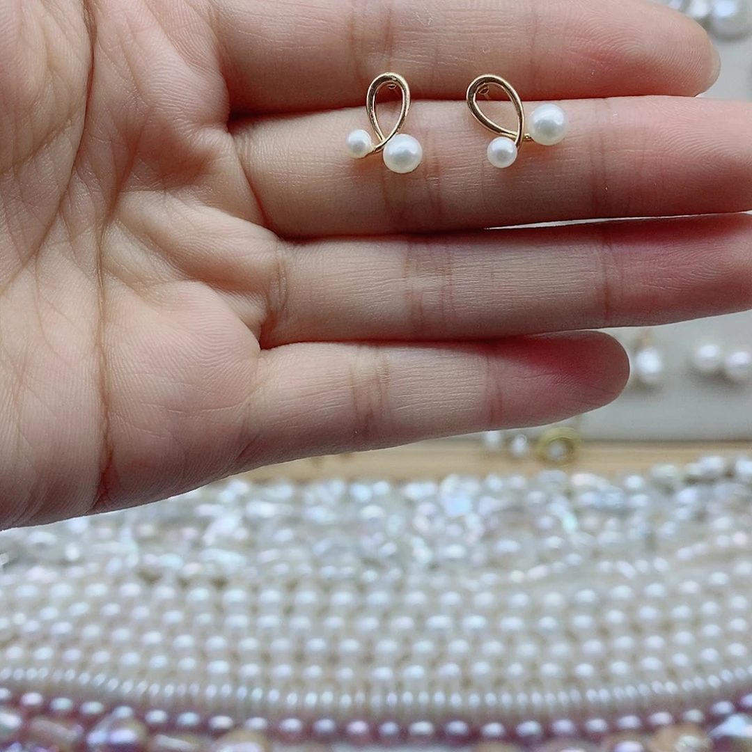 淡水珍珠未镶嵌耳饰