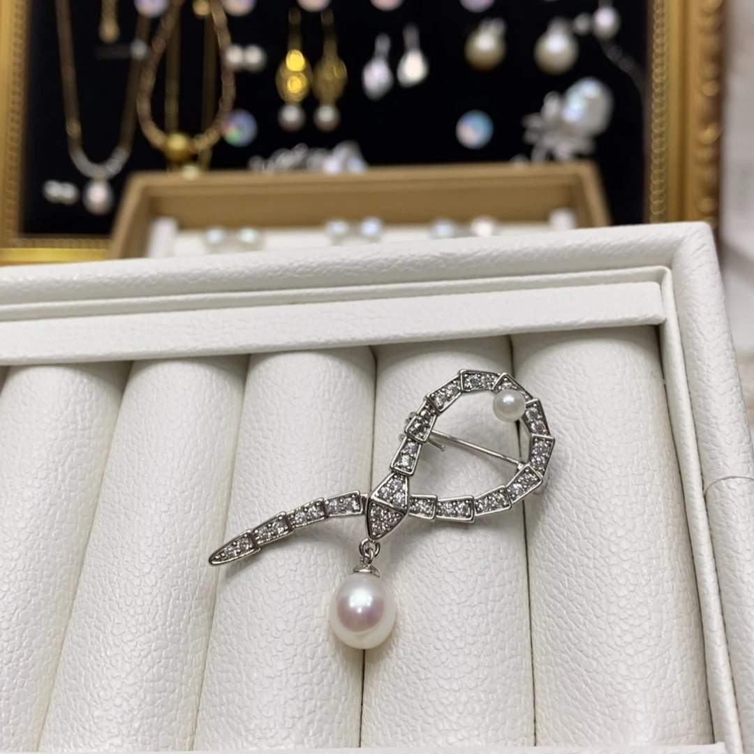 淡水珍珠胸饰合金极光淡水水滴