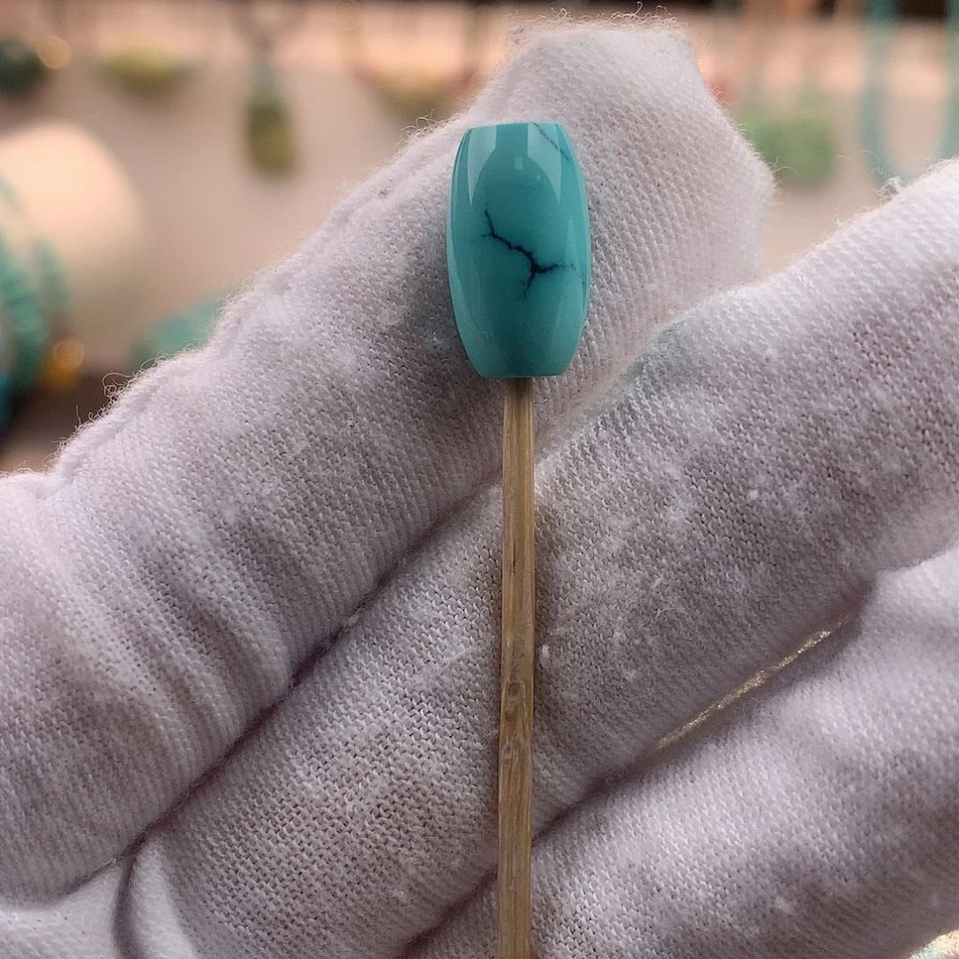 咪***考绿松石未镶嵌配饰