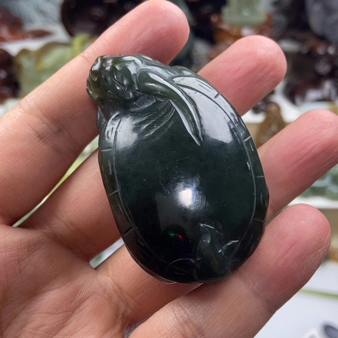 【闪购商品】吊坠(不含链)未镶嵌和田玉