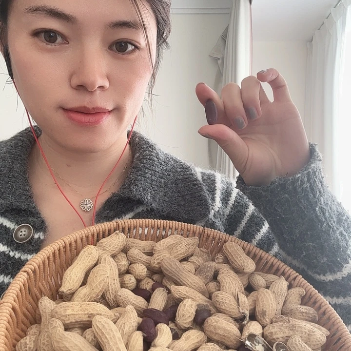 中国大陆2025年新货富硒紫黑皮花生健康营养养胃