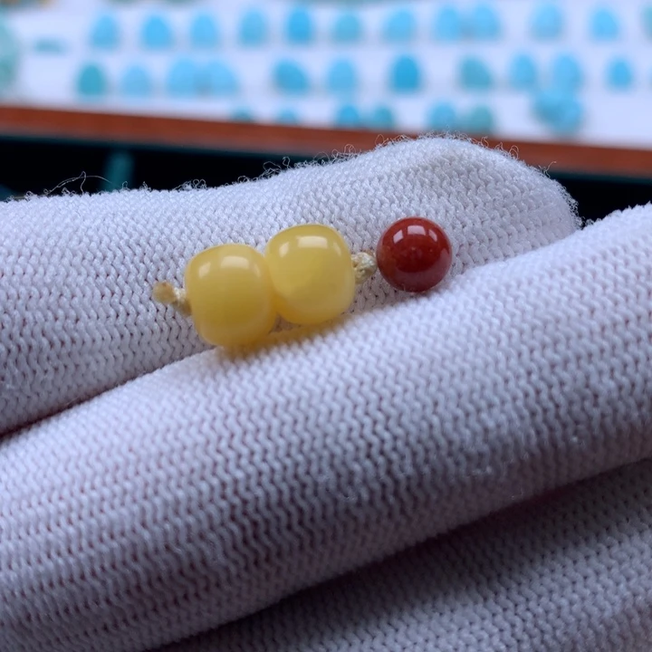 南红玛瑙未镶嵌珠宝奇石