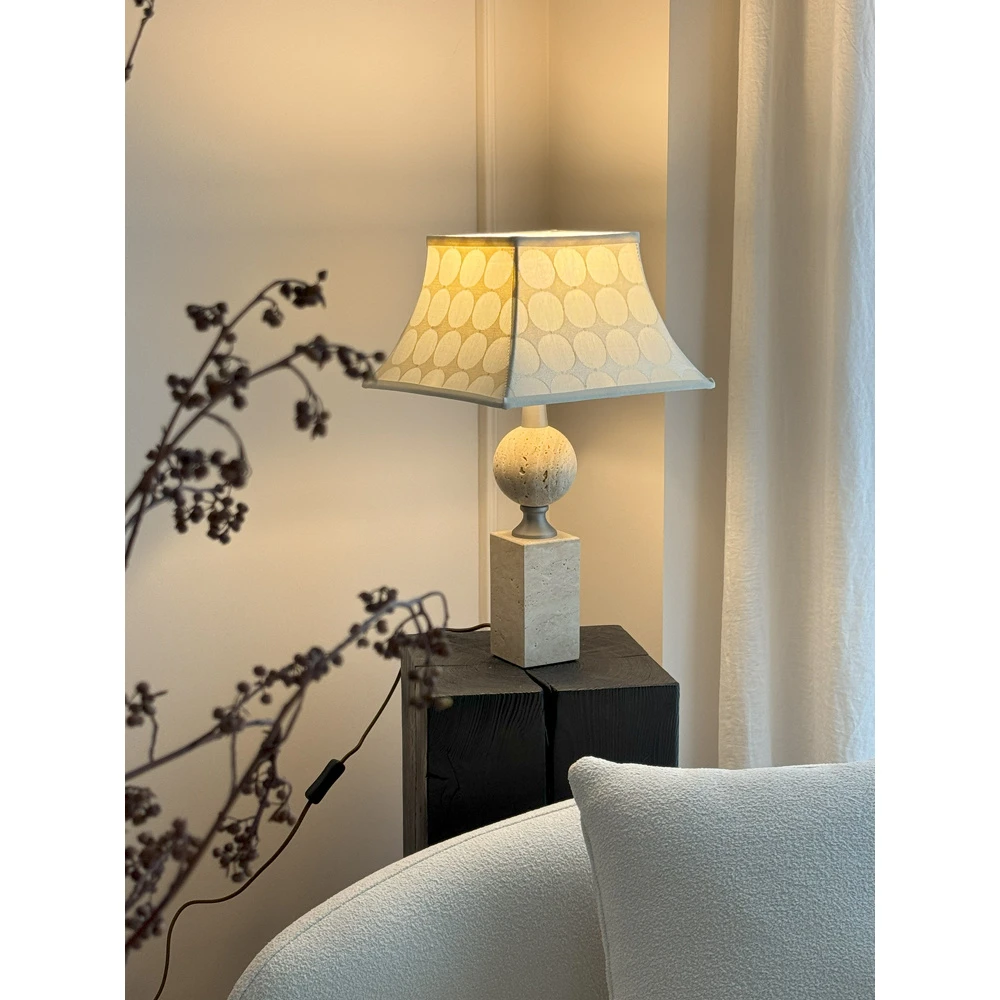 新款丹麦黄洞石台灯中古侘寂风设计师复古风客厅高级感卧室床头灯