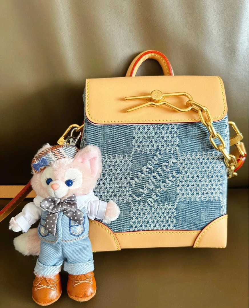 99新 LV 单宁斜挎小书包 15cm 11374189