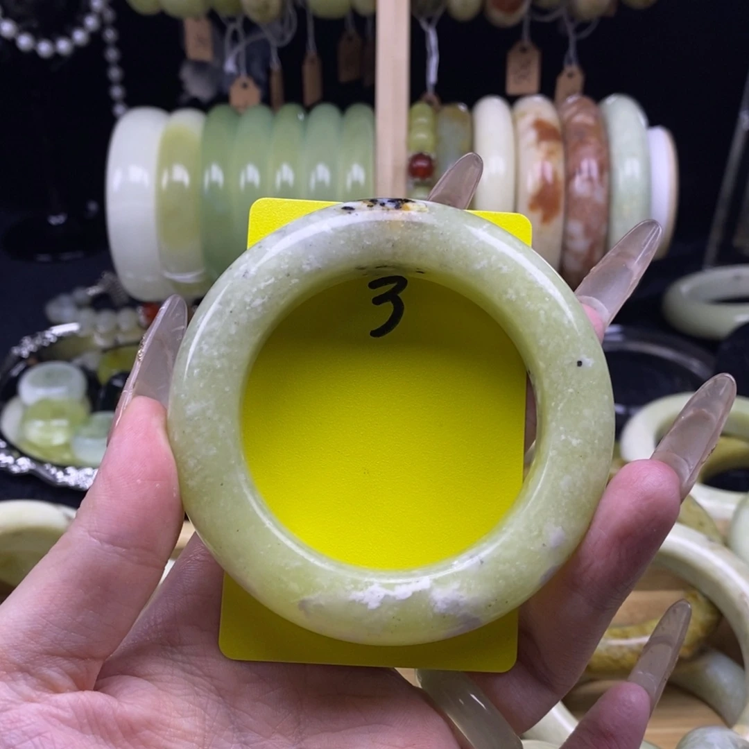 蛇纹石玉未镶嵌手镯54