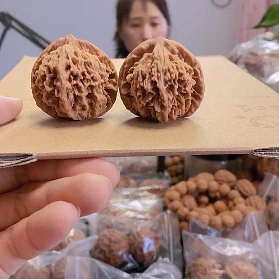 【闪购商品】把件文玩核桃40皇冠小众