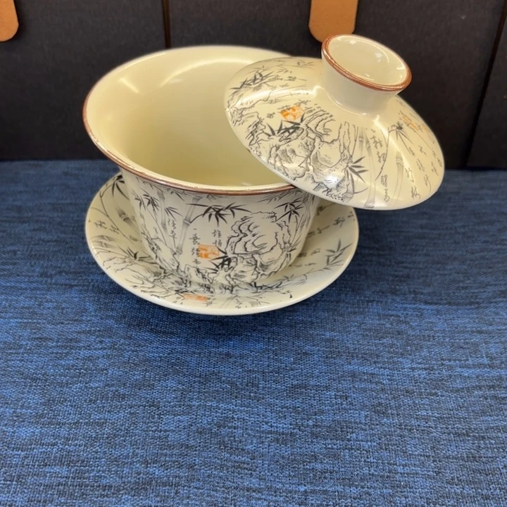 轻轻起你家盖碗真好看！!